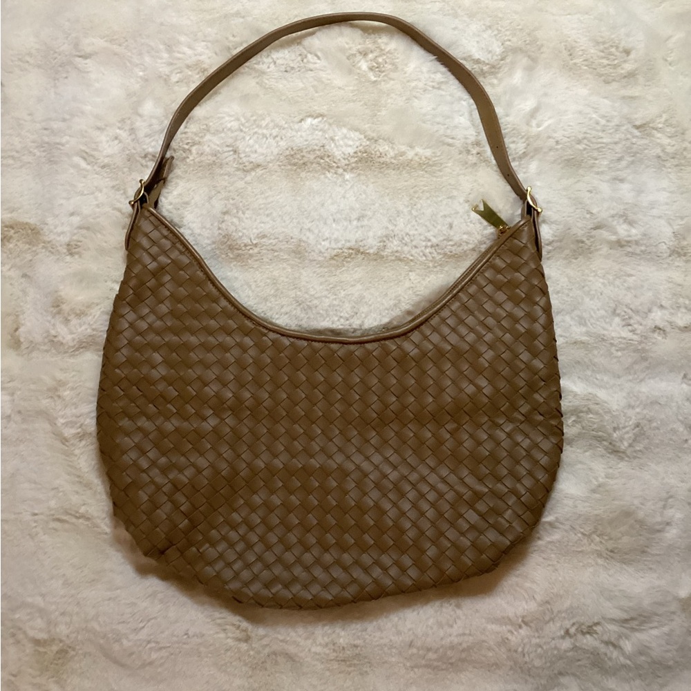 New Elegant Tan Woven Shoulder Bag